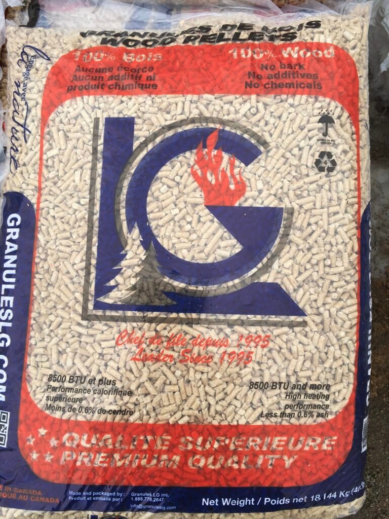 Granules LG Premium Satisfaction softwood pellets, 40 lb